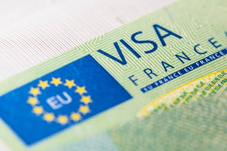 France Job Visa and Work Permit : A Complete Guide